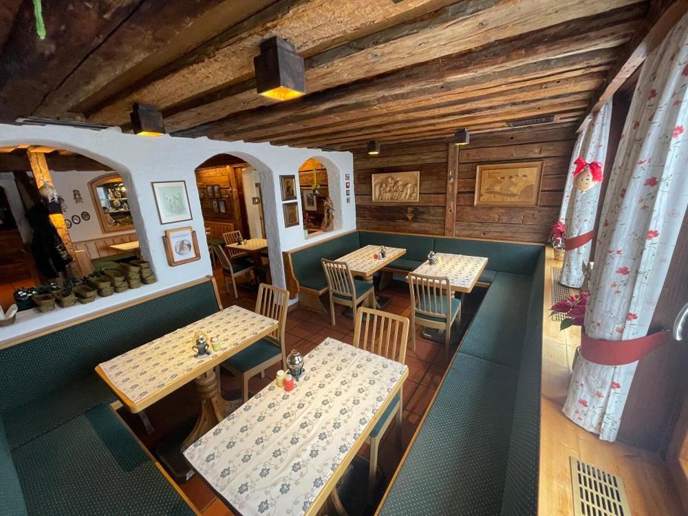 Restaurant-Pension Dorfwirt باد كلينكيرشهايم المظهر الخارجي الصورة